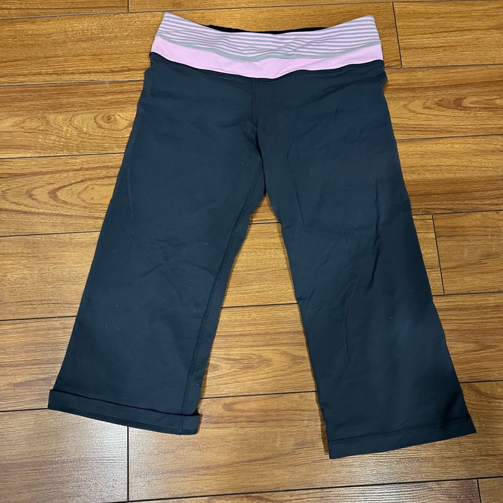 Lululemon cropped leg pants